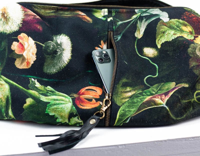 Kallia crossbody bag - Floral canvas and black leather - milloobags