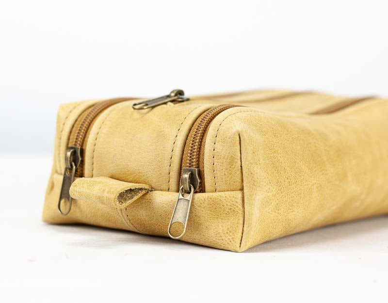 2Rec case - Natural brown distressed leather - milloobags