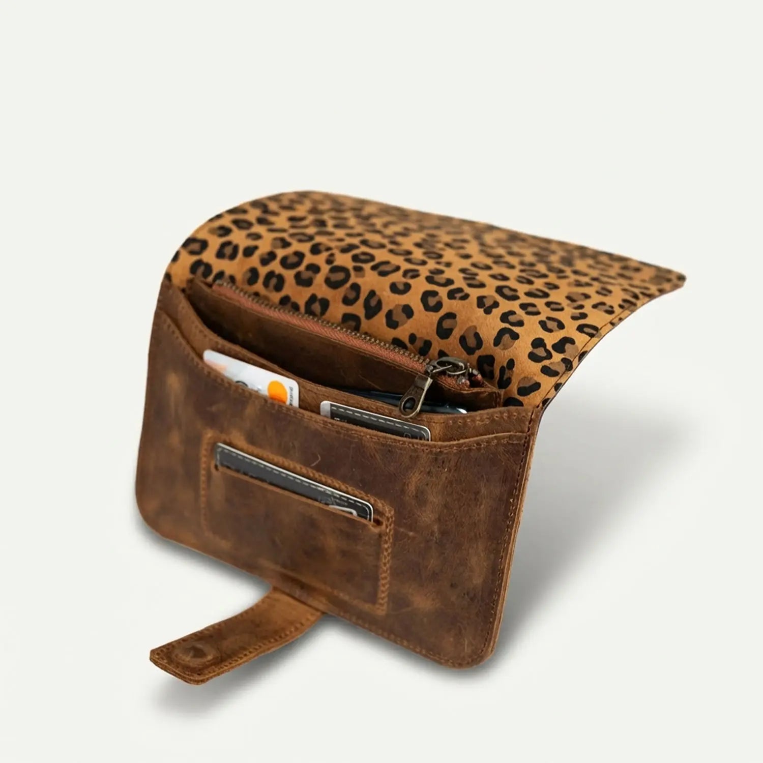 The Iole wallet by Milloo, made in Greece