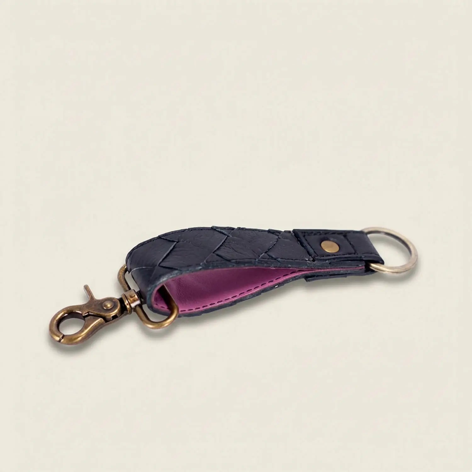 Leather woven keyring by Milloo, made in Greece