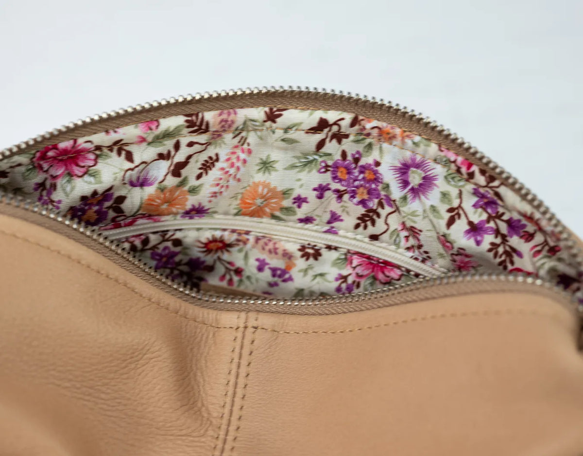Ariadne case - Beige leather