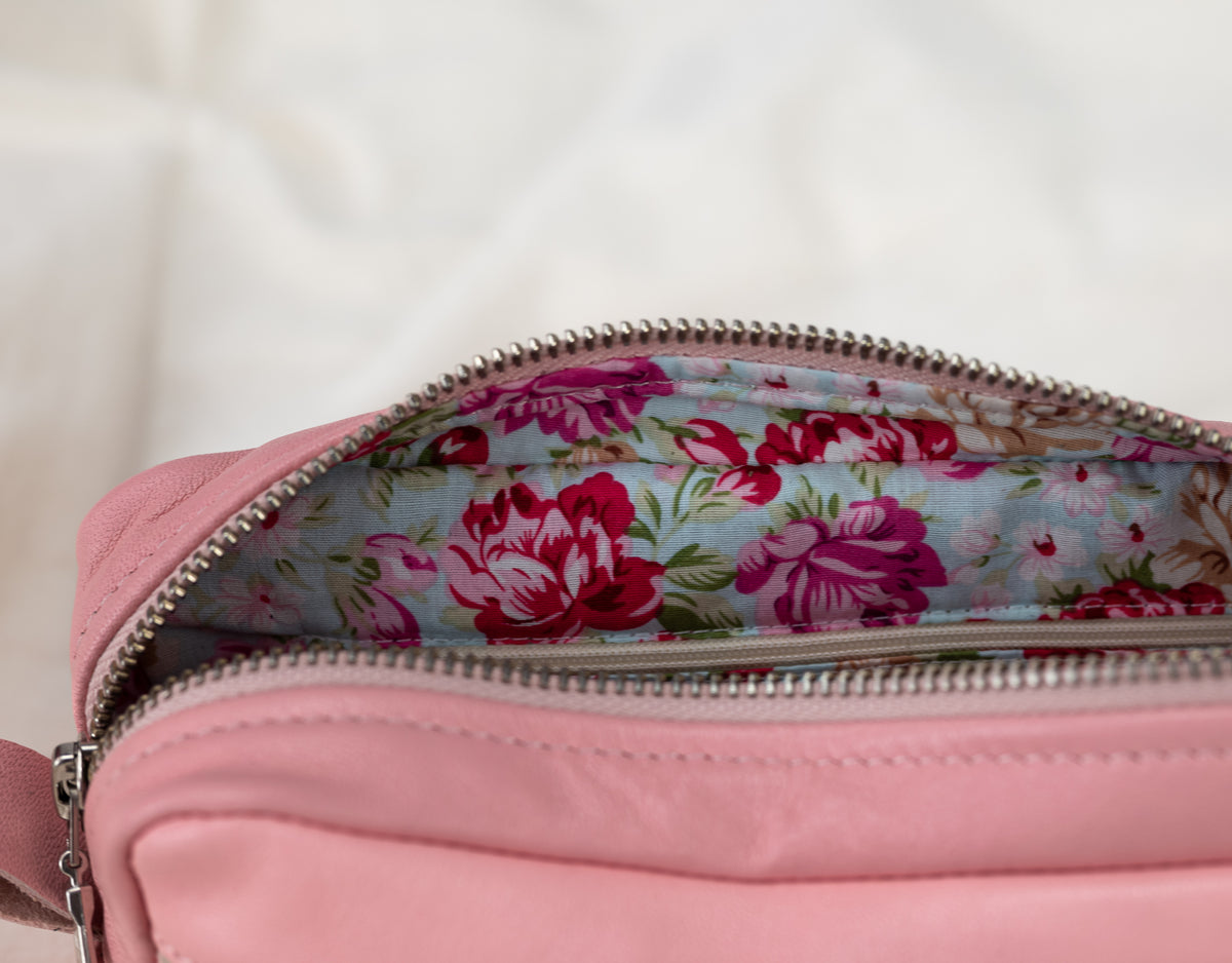 Brick case - Baby Pink sheepskin