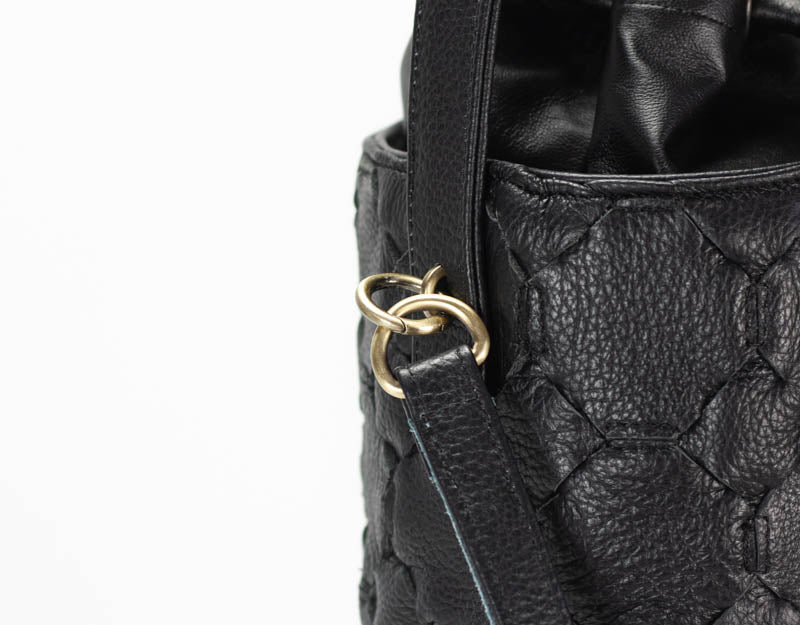 Helon mini bucket bag - Handwoven black leather - milloobags