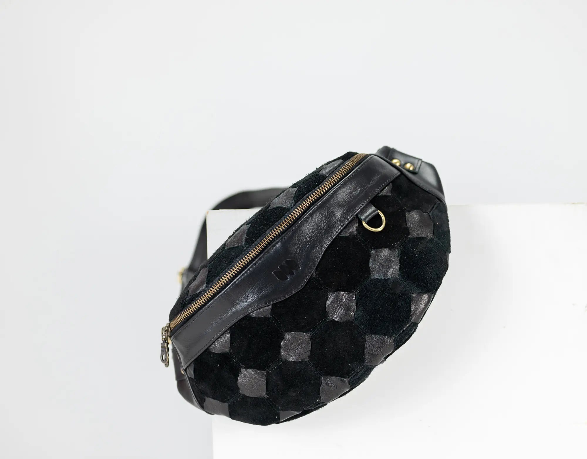 Haris Fanny Pack - Black Helon Handwoven leather