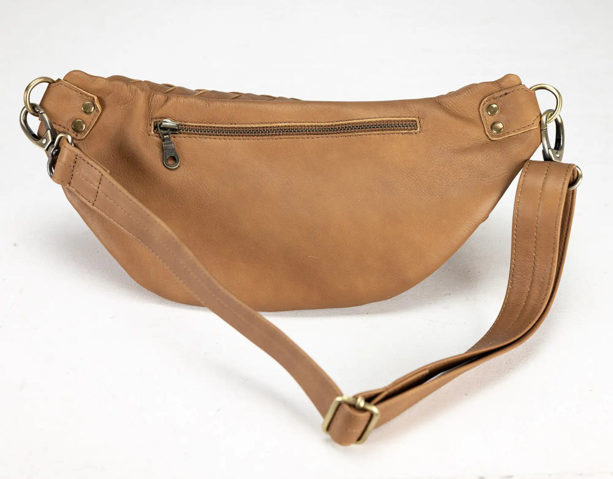 Haris fanny pack - Milk coffee brown handwoven leather