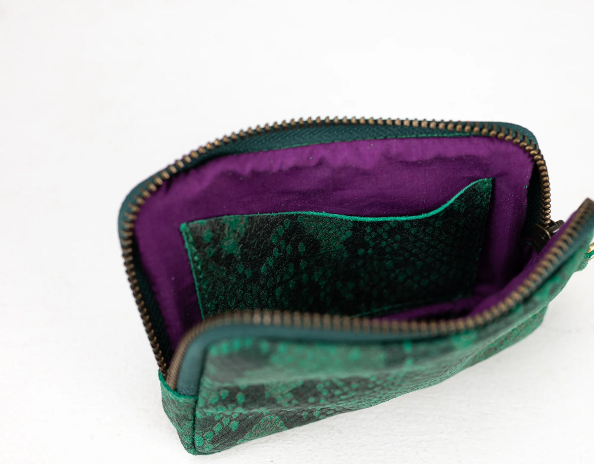 Myrto wallet - Green leather with snakeskin print