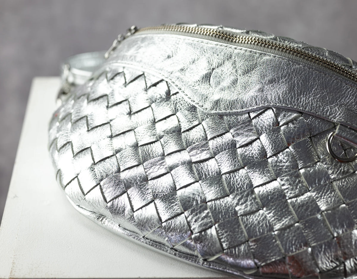 Haris fanny pack - Silver handwoven leather