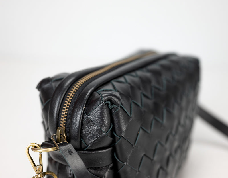 Calliope bag - Handwoven black leather