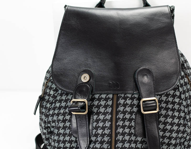 Artemis backpack - Jeans with houndstooth pattern and Black leather - milloobags