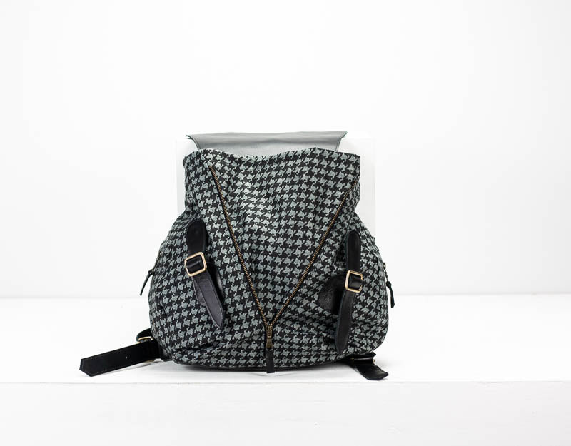 Artemis backpack - Jeans with houndstooth pattern and Black leather - milloobags
