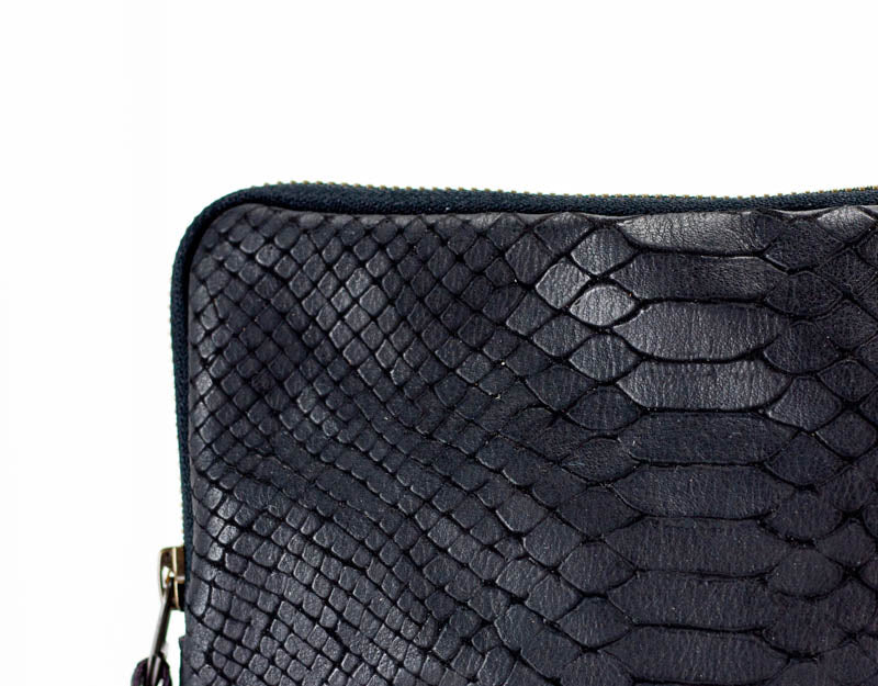 Chloe clutch wallet - Black laser-cut snakeskin patterned leather - milloobags