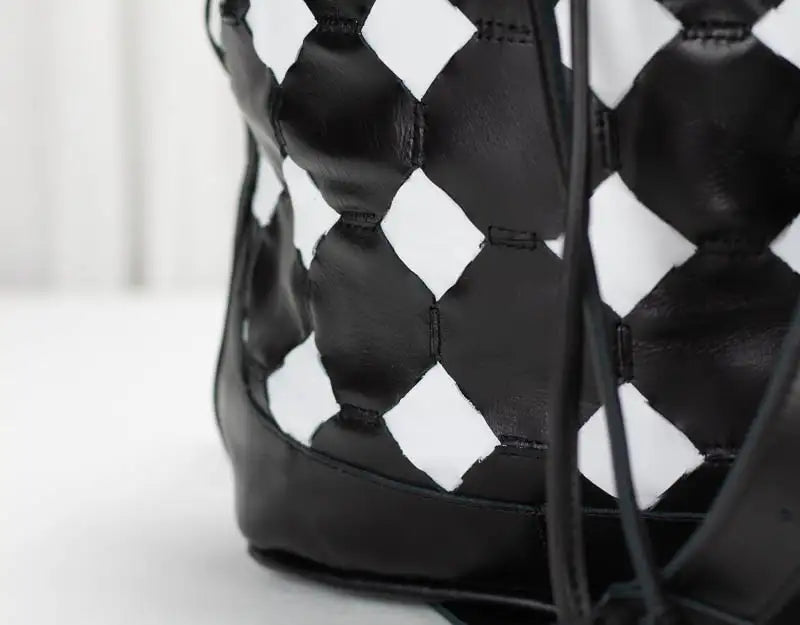 Danae Bucket Bag - Black n White Helon Handwoven