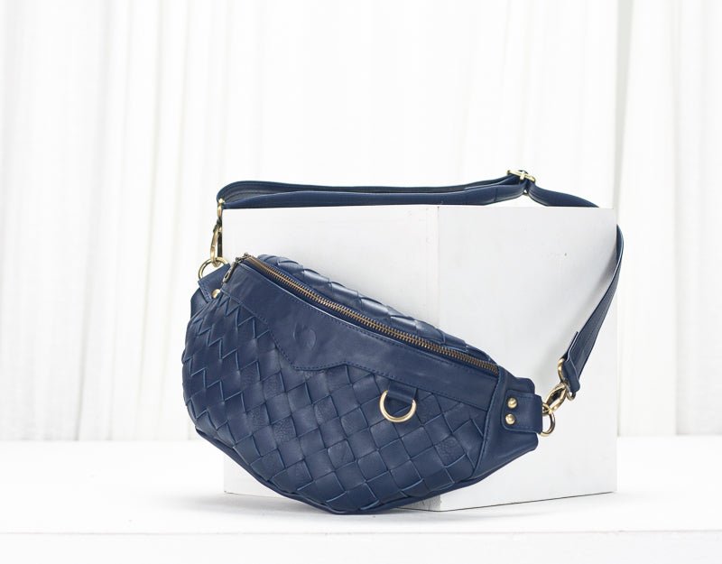 Haris fanny pack - Dark blue handwoven leather - milloobags