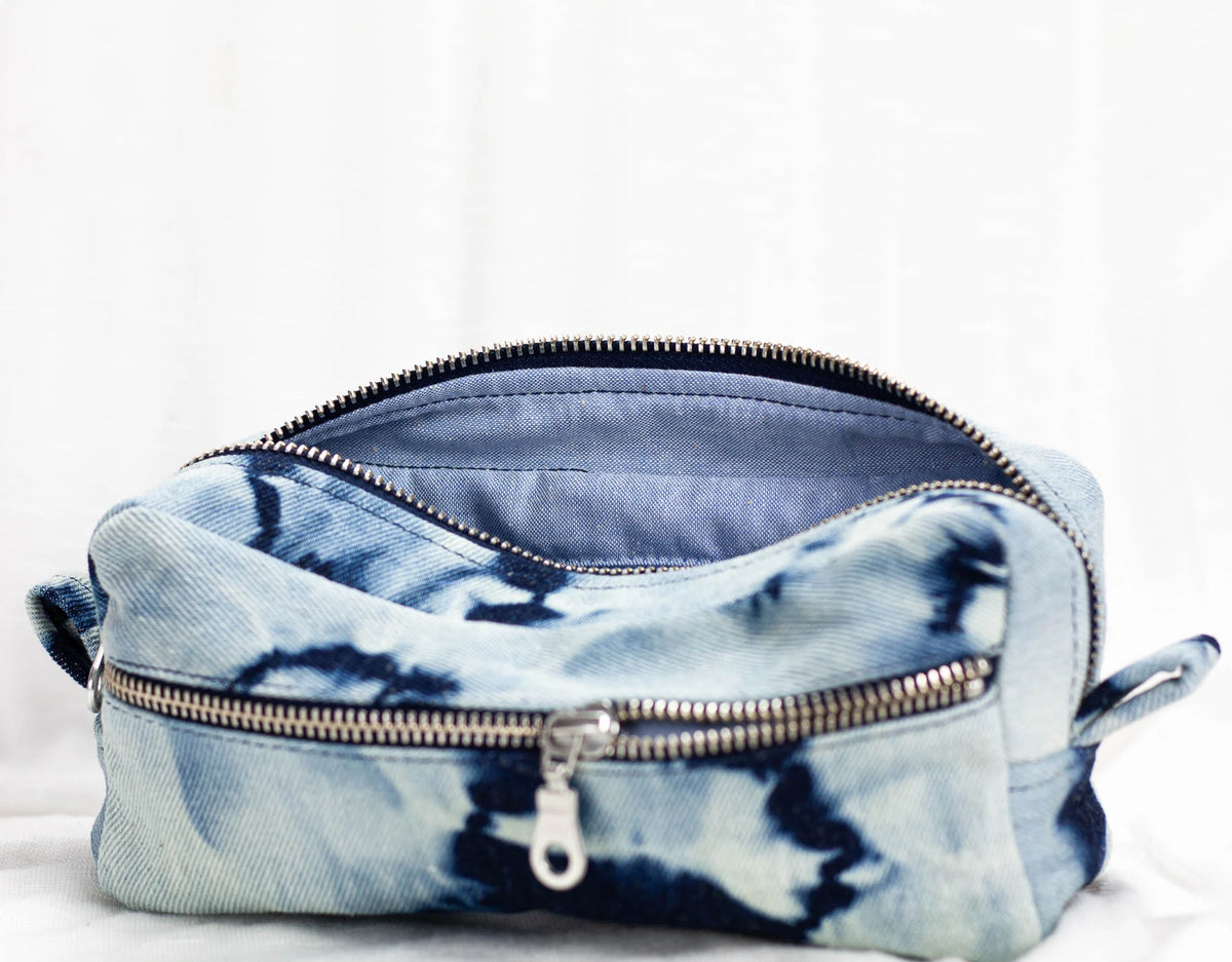 Brick case - Tie dye blue jeans