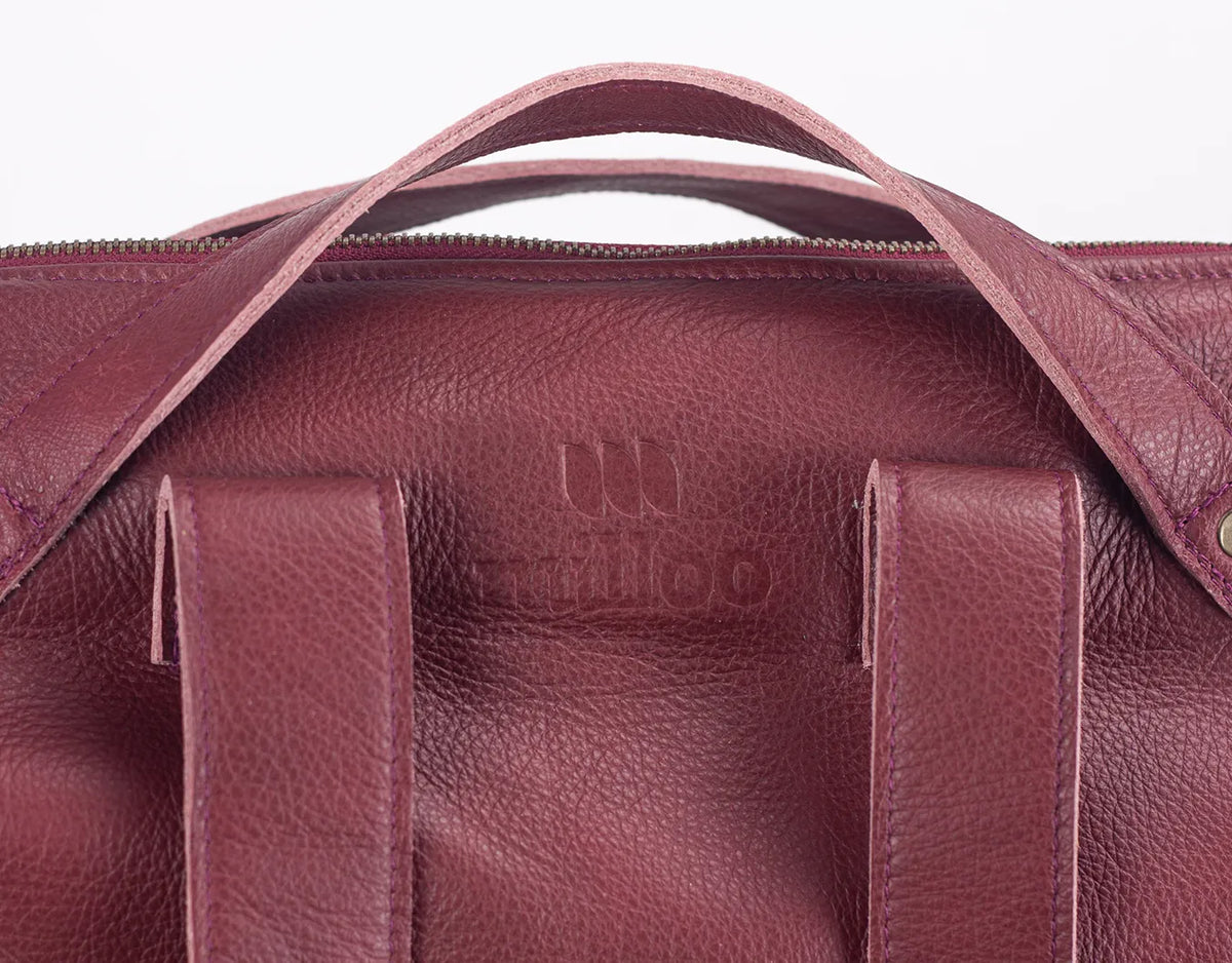 Minos backpack - Burgundy hand woven leather