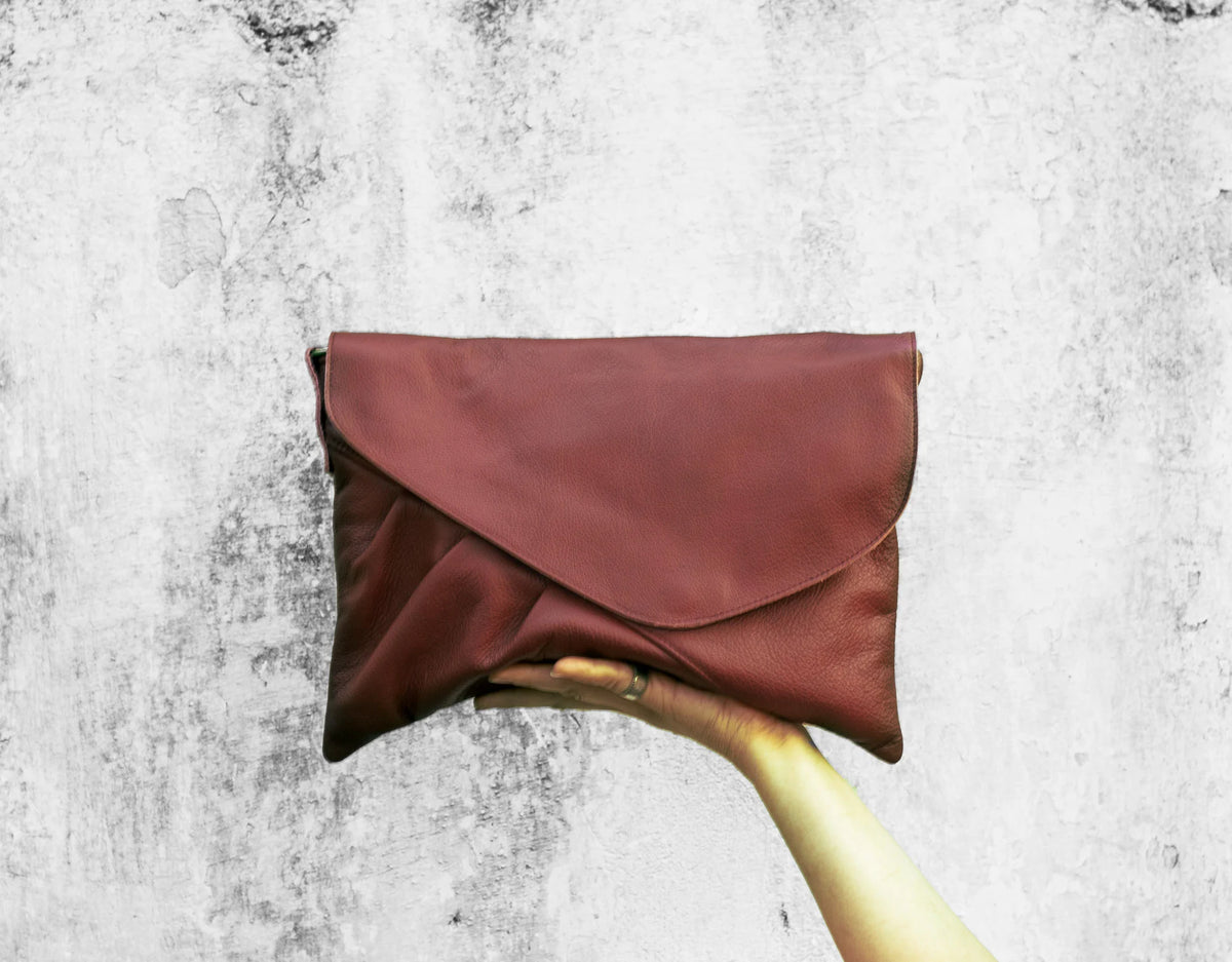 Erato clutch - Burgundy leather