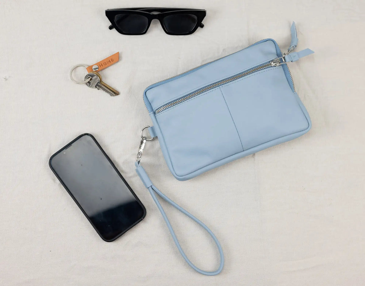 Antheia clutch wallet - Light Blue leather