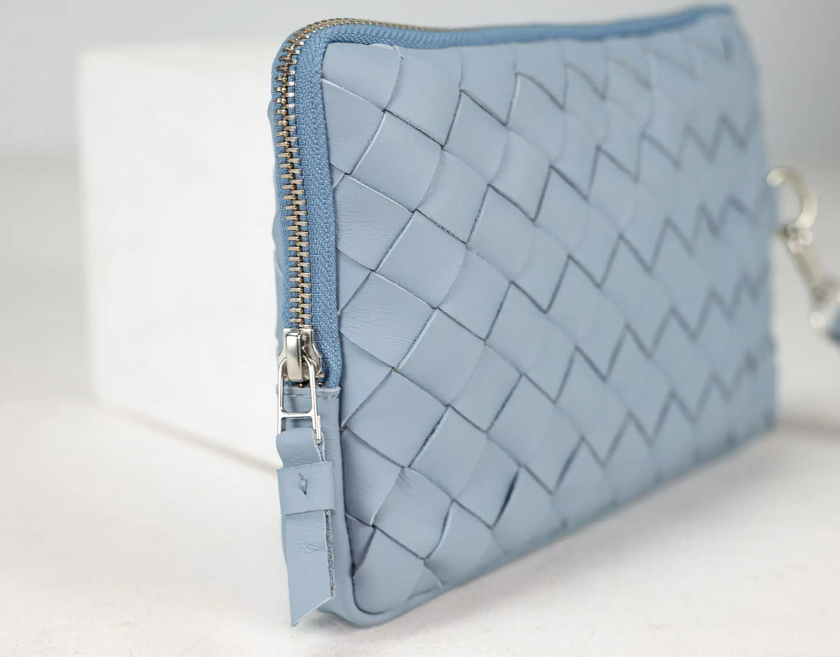 Antheia clutch wallet - Light Blue leather