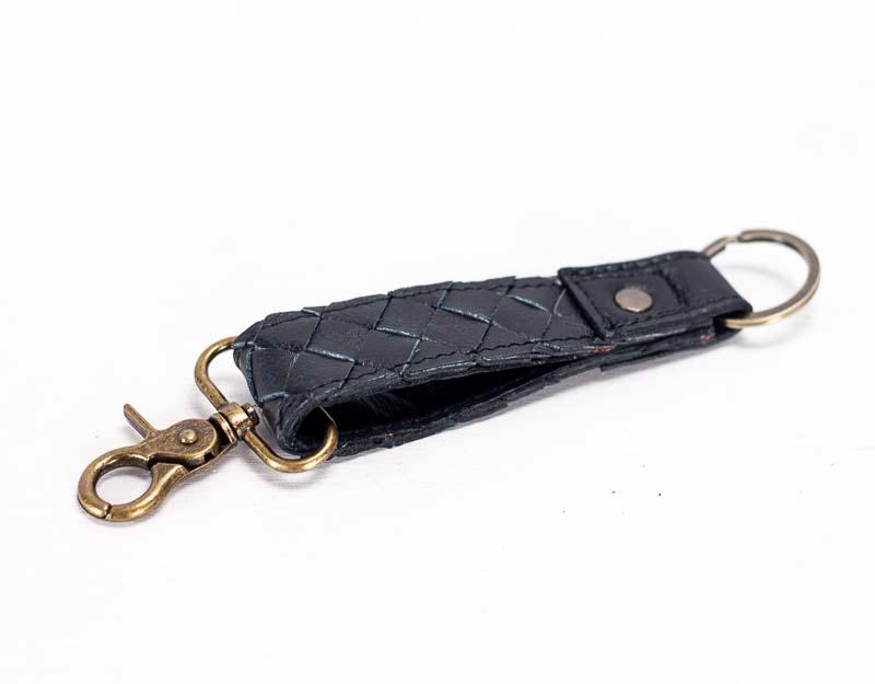 Leather handwoven keyring with clip - Black - milloobags