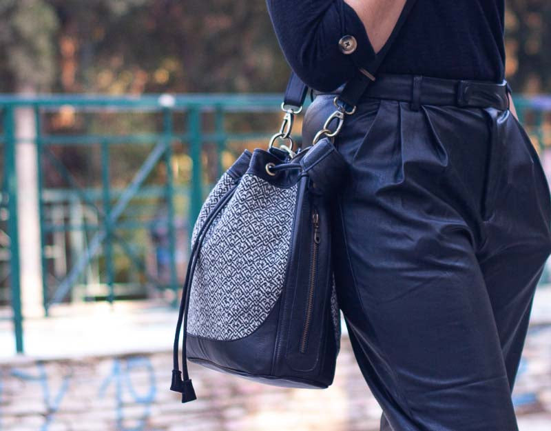 Danae bag - Black leather and wool - milloobags