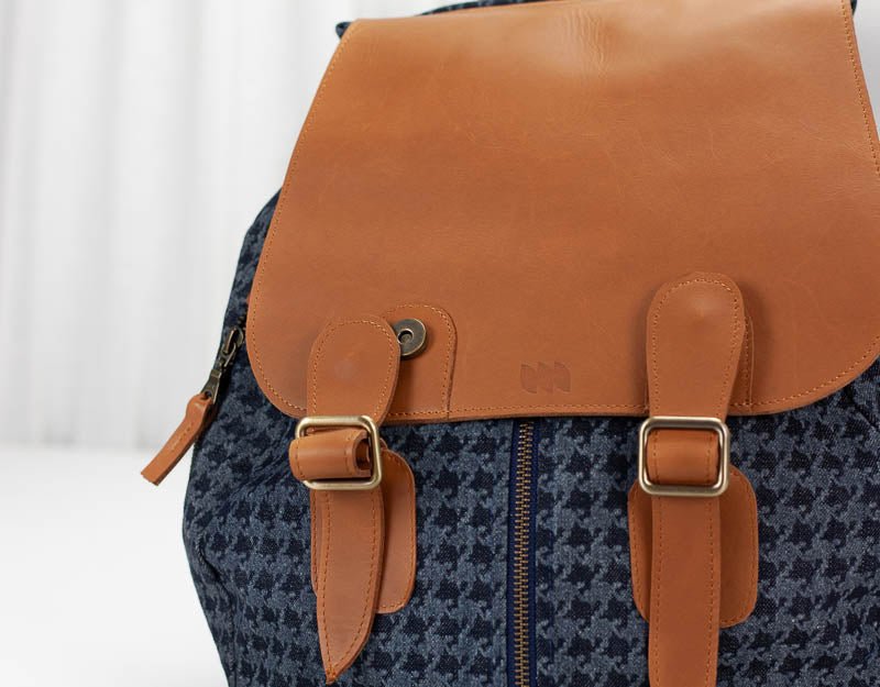 Artemis backpack - Blue jeans with houndstooth pattern and Brown leather - milloobags