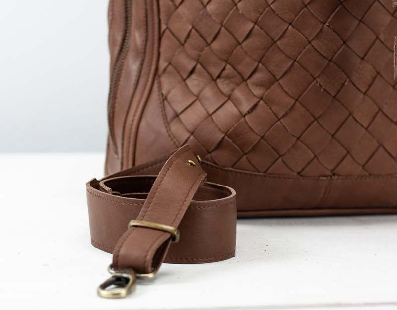 Danae bag - Chocolate brown handwoven leather - milloobags