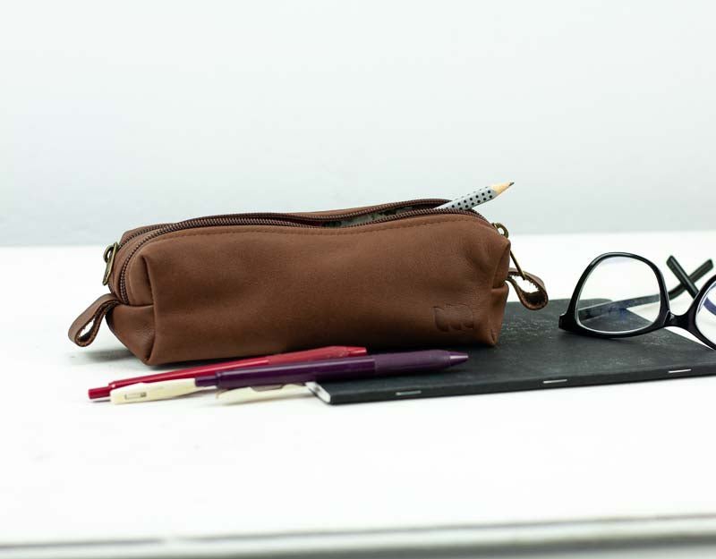 REC Double case - Chocolate brown leather - milloobags