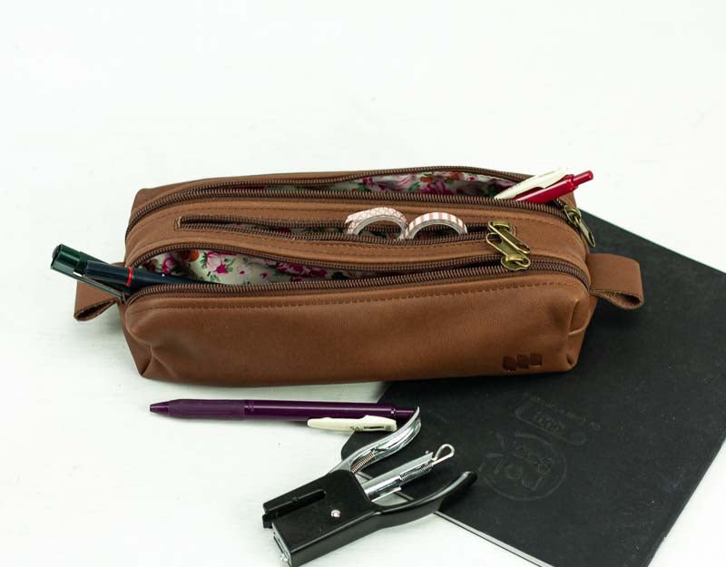 2REC Slim case - Chocolate brown leather - milloobags