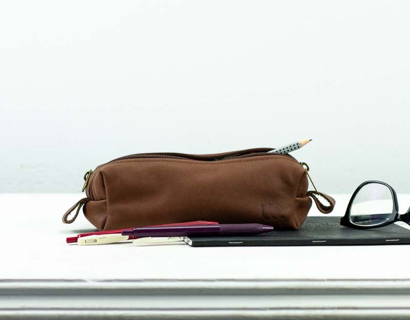 REC Double case - Chocolate brown leather - milloobags