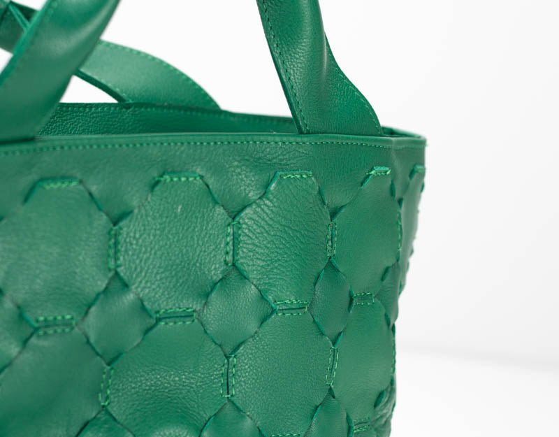 Helon purse - Handwoven jade green leather - milloobags