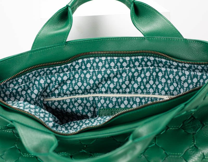 Helon purse - Handwoven jade green leather - milloobags