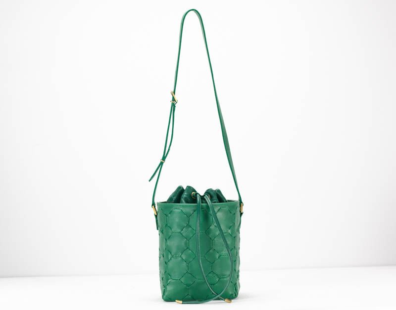 Helon bucket bag - Handwoven Jade green leather - milloobags