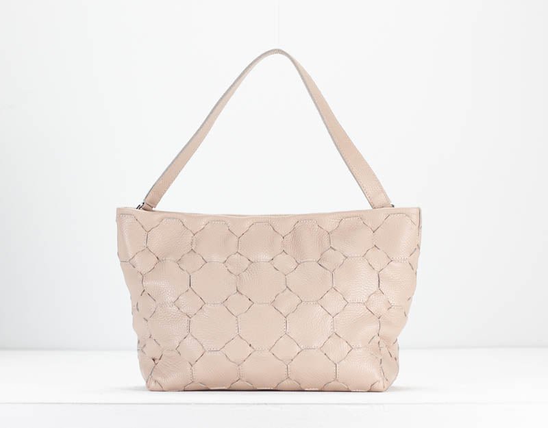 Helon clutch - Handwoven powder pink leather - milloobags