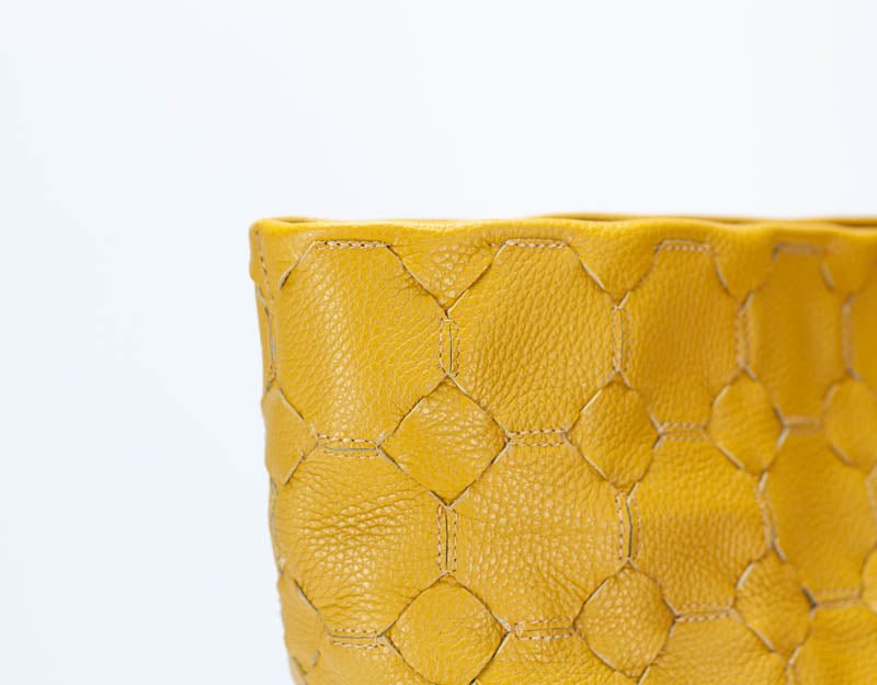 Helon clutch - Handwoven yellow leather - milloobags