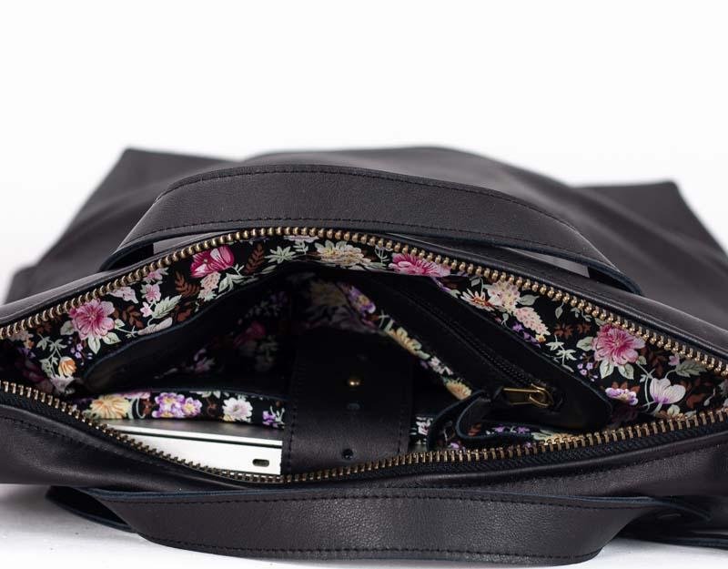 Minos backpack - Black leather