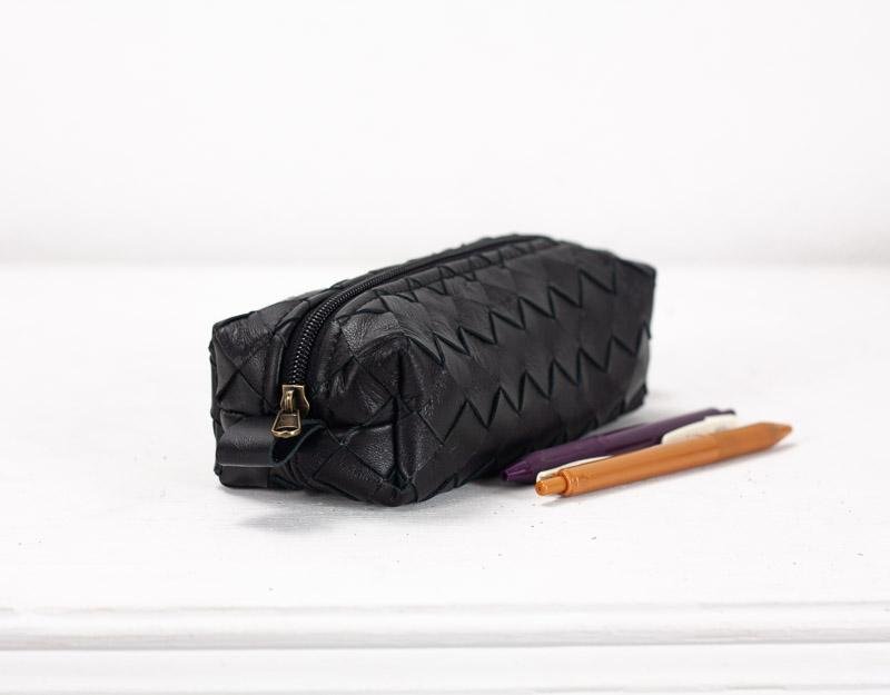 REC case - Black handweaved leather - milloobags