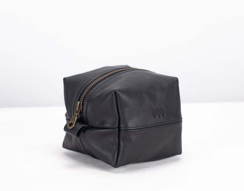 Cube case - Black leather - milloobags