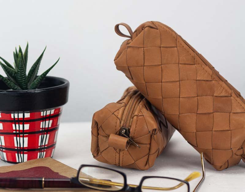 REC case - Brown handweaved leather - milloobags