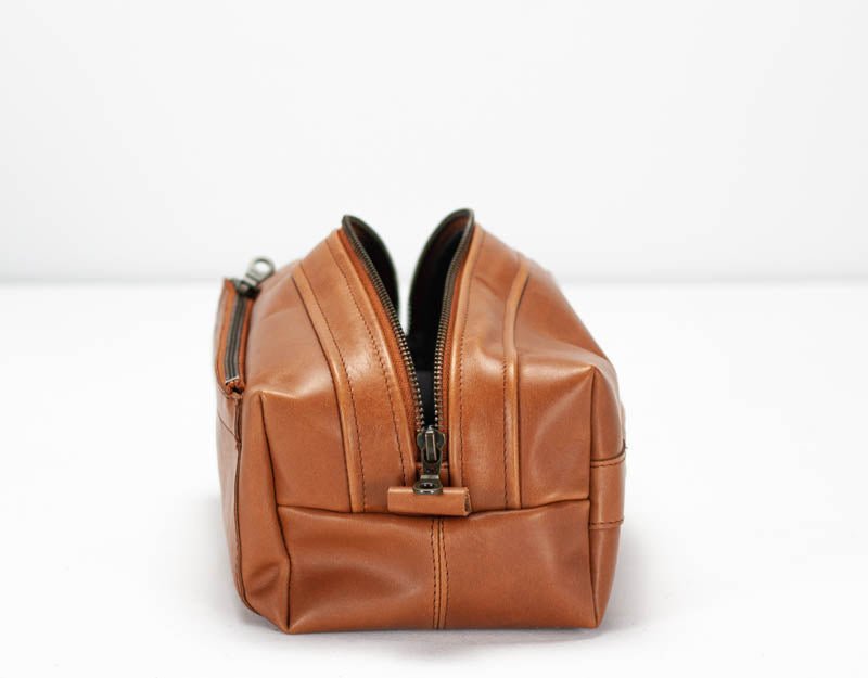 Skiron case- Brown leather - milloobags