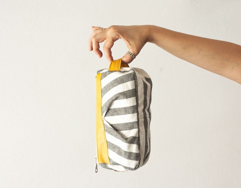 Estia case - Stripe canvas and leather - milloobags