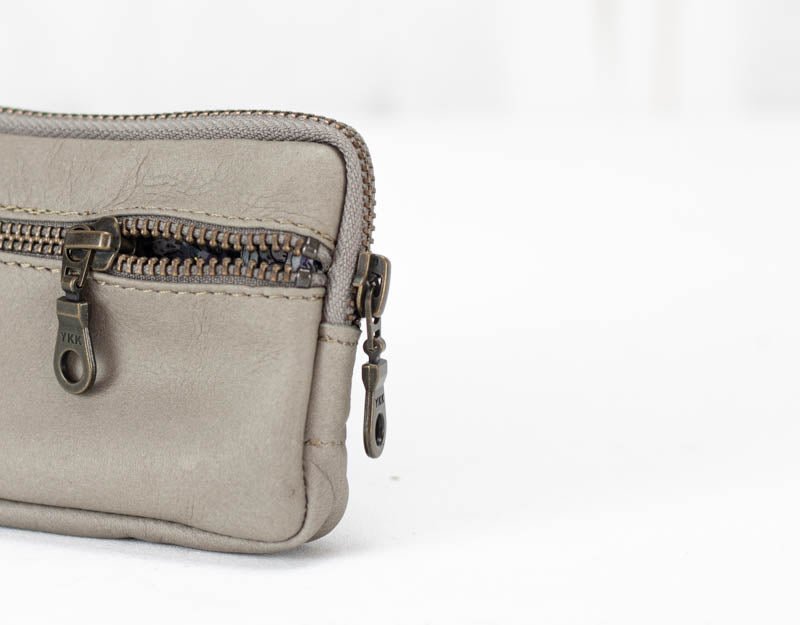 Antheia wallet - Light Grey leather - milloobags