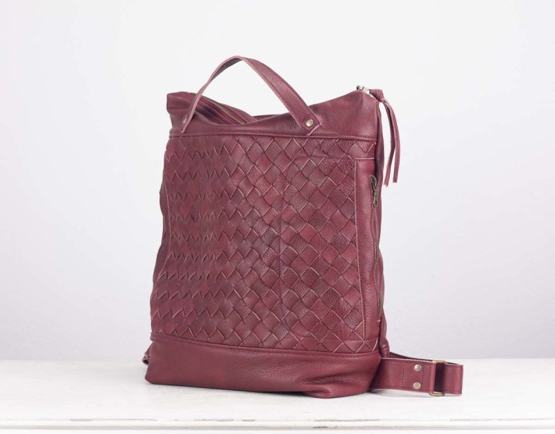 Minos backpack - Burgundy hand woven leather - milloobags