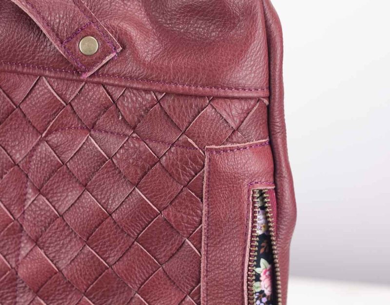 Minos backpack - Burgundy hand woven leather - milloobags