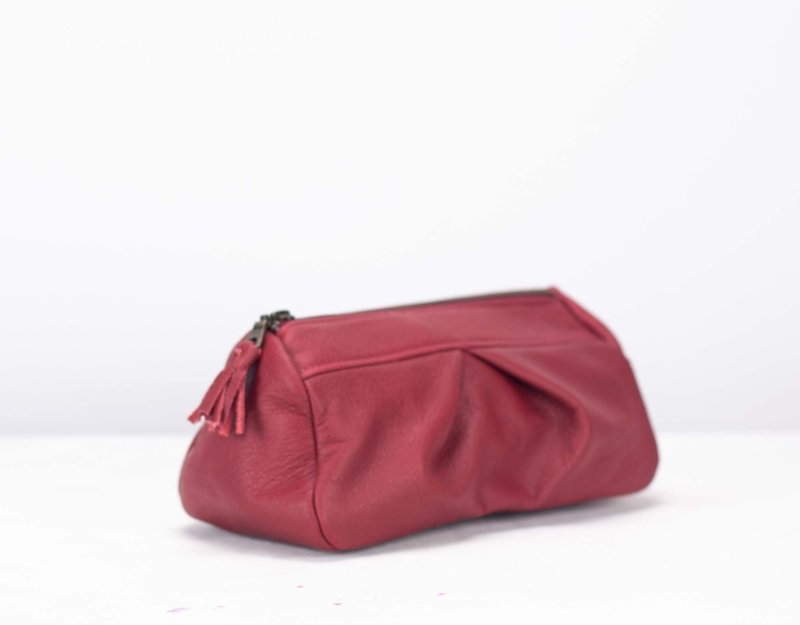 Estia case - Deep red leather - milloobags