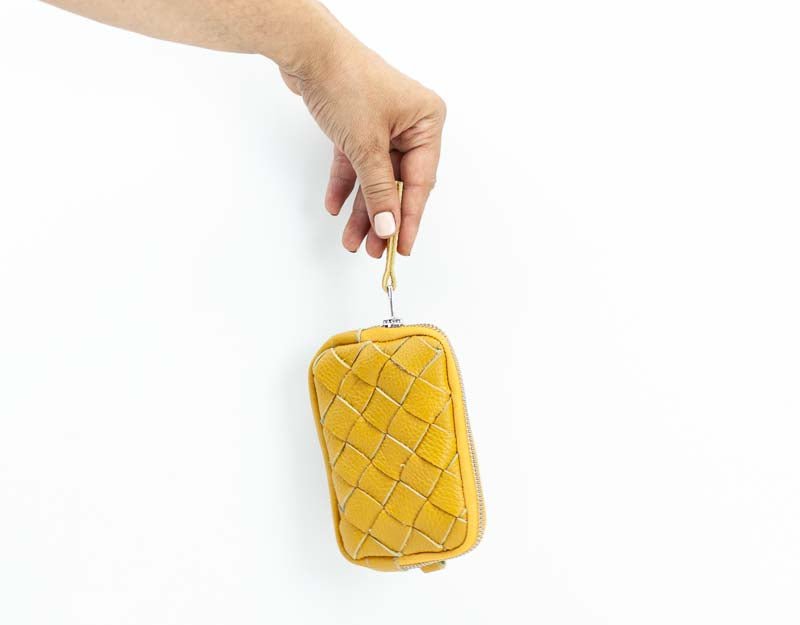 Myrto wallet - Yellow pebbled handweaved leather - milloobags