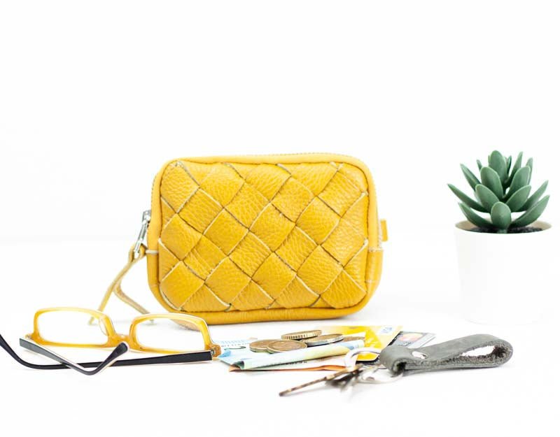 Myrto wallet - Yellow pebbled handweaved leather - milloobags